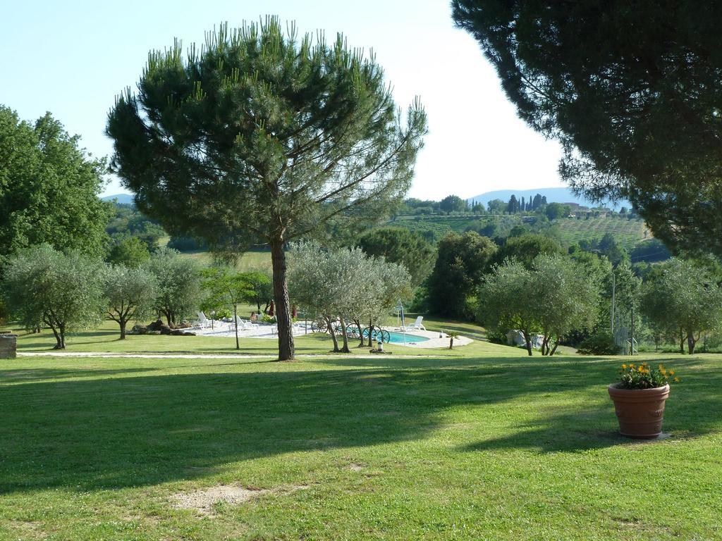 Agriturismo La Grotta Di Montecchino Siena Eksteriør bilde