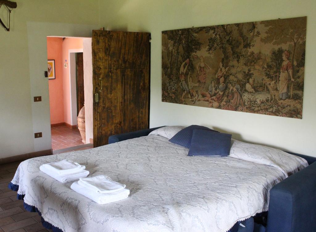Agriturismo La Grotta Di Montecchino Siena Eksteriør bilde