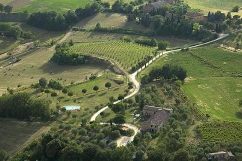 Agriturismo La Grotta Di Montecchino Siena Eksteriør bilde
