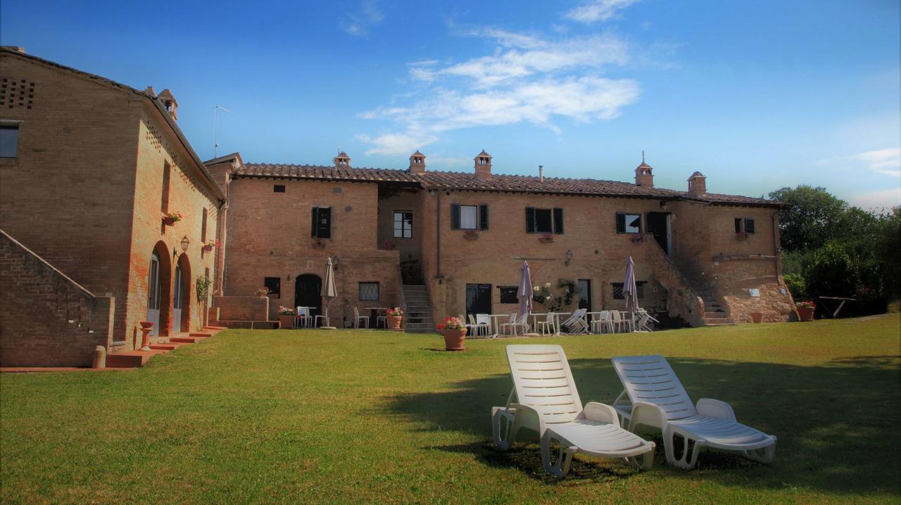 Agriturismo La Grotta Di Montecchino Siena Eksteriør bilde