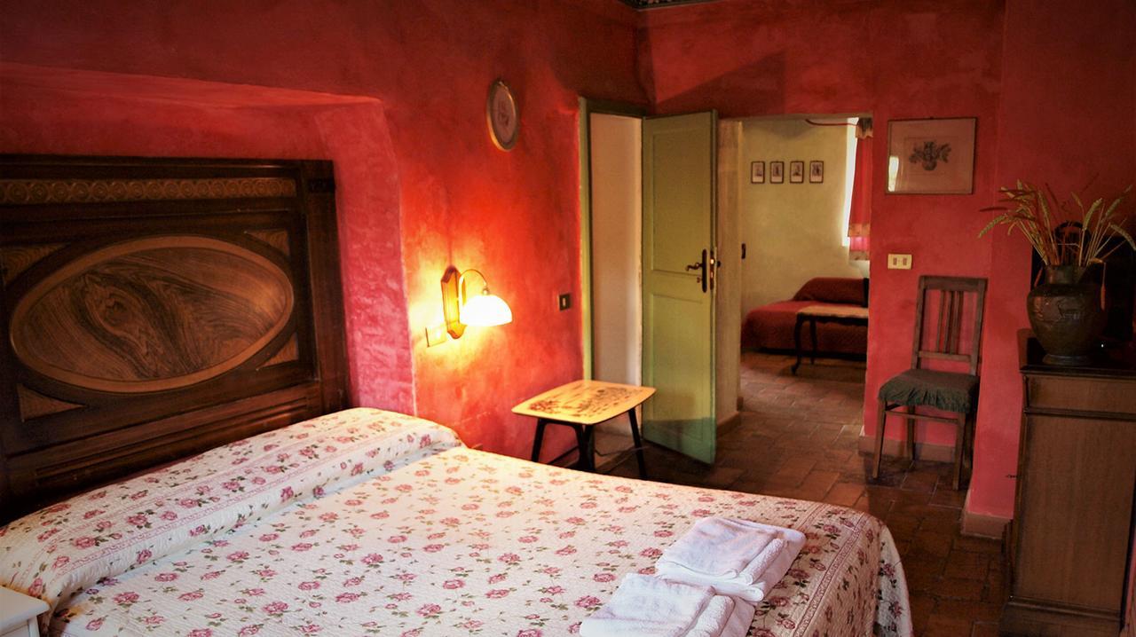 Agriturismo La Grotta Di Montecchino Siena Eksteriør bilde