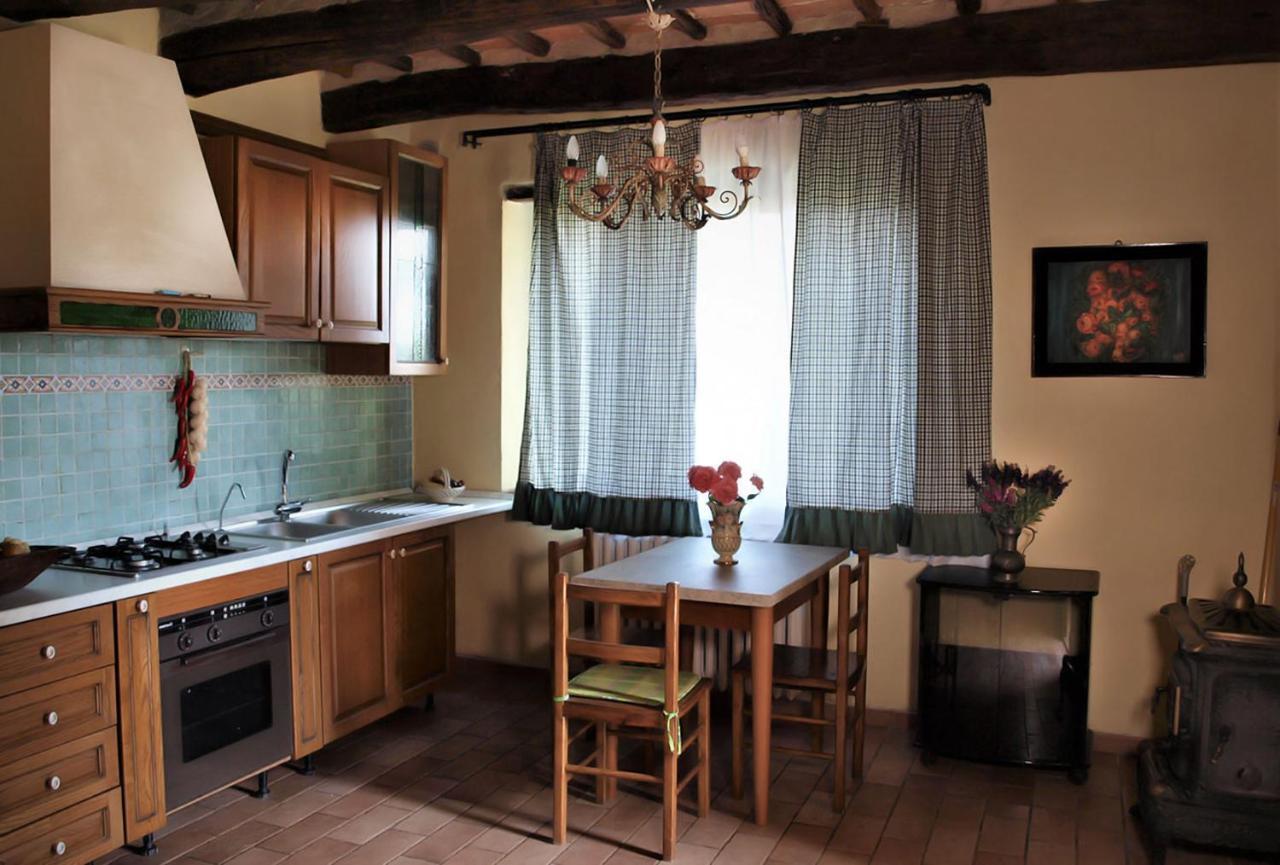 Agriturismo La Grotta Di Montecchino Siena Eksteriør bilde