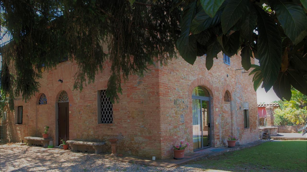 Agriturismo La Grotta Di Montecchino Siena Eksteriør bilde